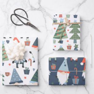 Set van drie kerstgnomen bomen blauw groen rood inpakpapier vel