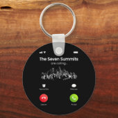 Seven Highest Summits Are Calling Funny Climbing H Sleutelhanger (Voorkant)
