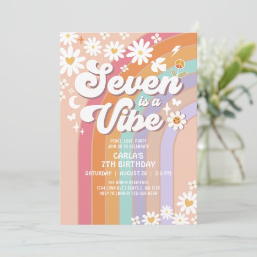 SEVEN is een Vibe Daisy Rainbow Hippie 7e verjaard Kaart (Staand voorkant)