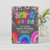 Seven is een vibe glitter girls party uitnodiging (Staand voorkant)