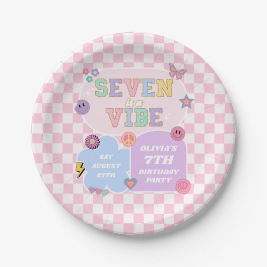 Seven is een vibe preppy patch 7e verjaardagsfeest papieren bordje (Voorkant)