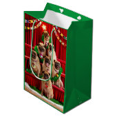 Seven Pugs-a-Posing Medium Cadeauzakje (Voorkant Gekanteld)