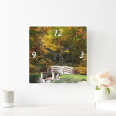Seven Springs Herfst Bridge I Autumn Landscape Vierkante Klok (Huis)