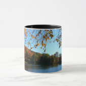 Seven Springs-Herfst Trees en Pond Mok (Midden)