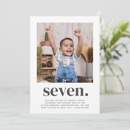 Seven Square Photo First Birthday Invitation Kaart (Staand voorkant)