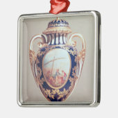Sevres vase, midden 18e eeuw metalen ornament (Links)