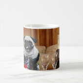 Sexy Pug in Lingerie met Cadeaus en wijn Magische Mok (Center)