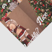 Sexy Santa Girl in de buurt van de kerstboom Tissuepapier (Detail)