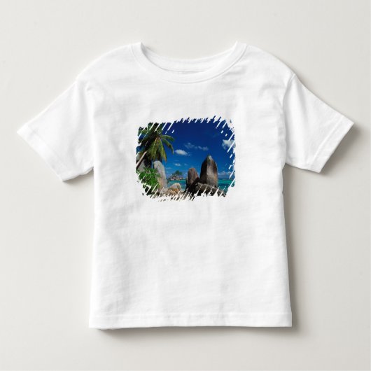 Seychellen, Mahe Island, Anse Royale Beach. Kinder Shirts (Voorkant)