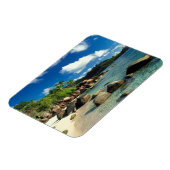 Seychelles, Mahe eiland, Anse Royale strand. 3 Magneet (Linkerzijde)