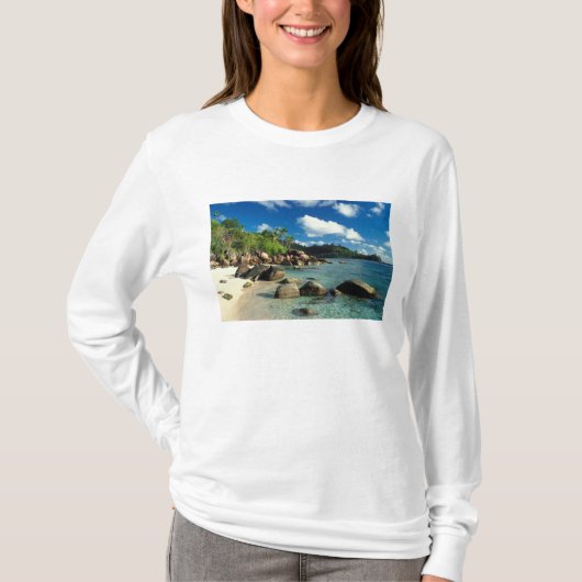 Seychelles, Mahe eiland, Anse Royale strand. 3 T-shirt (Voorkant)