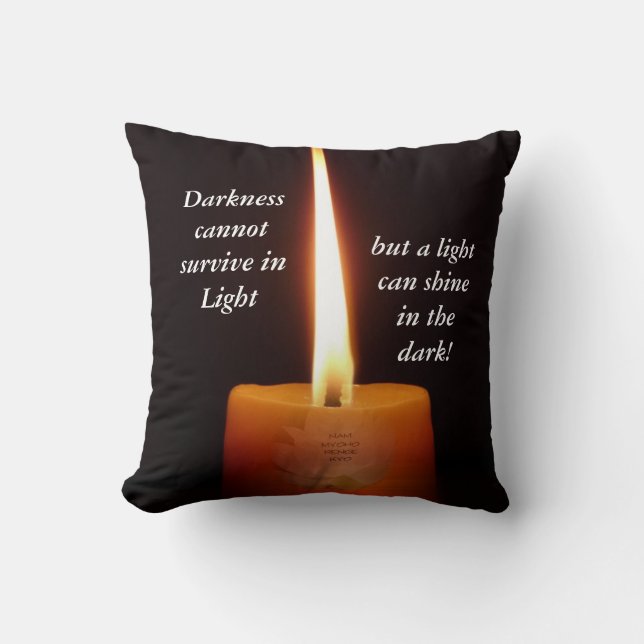 SGI Buddhist Pillow met Lotus Candle en NMRK Kussen (Voorkant)