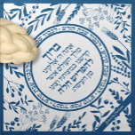 Shabbat Challah Dough Hoesje. Floral Quirky Blues Katoenen Servet<br><div class="desc">De perfecte Shabbat Hostess Gift.. Onze populaire Quirky Florals in Classic Blue op White Baking enthousiaals: Druk jezelf en show uit van je persoonlijke stijl en geef terug aan degenen die dat nodig hebben! Onze 100% katoendeklagen zijn zowel functioneel als prachtig ontworpen om uw opkomend deeg te bedekken. Ze komen...</div>