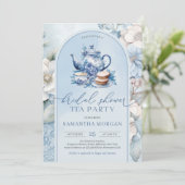 Shabby chic stoffig blauw en wit bruids thee party kaart (Staand voorkant)