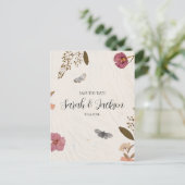 Shabby Chic Wedding geperste bloemen Save the Date Briefkaart (Staand voorkant)