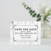  Shabby Chic White Wood Barn bewaar de datum Aankondigingskaart (Staand voorkant)