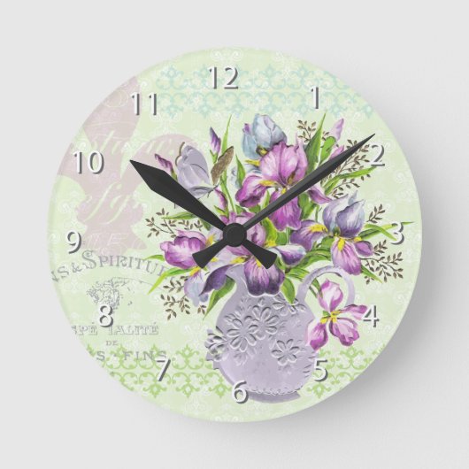 Shabby Purple Flowers Whimsical Green Ronde Klok (Voorkant)