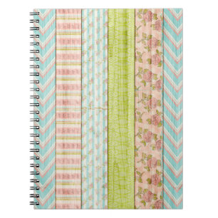 Shabby Roos Pastel Pattern on Rustic Wood Cottage Notitieboek