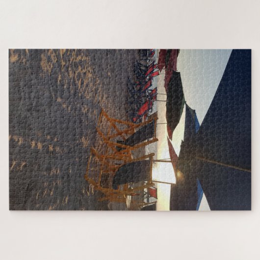 Shaded Beach Seating at Sunset Legpuzzel (Horizontaal)