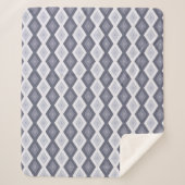 Shades of blue grey diamond pattern sherpa deken (Voorkant)