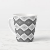 Shades of grey diamond pattern latte mok (Linkerhoek)