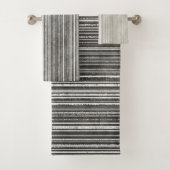 Shades of Grey Striped Pattern Bad Handdoek (Insitu)