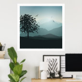 Shades of Mountains Smokey Green Blues Lonely Tree Poster (Thuiskantoor)