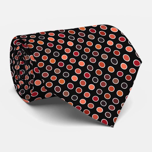 Shades of Red Salsa Polka Dots op Zwart Stropdas (Opgerold)