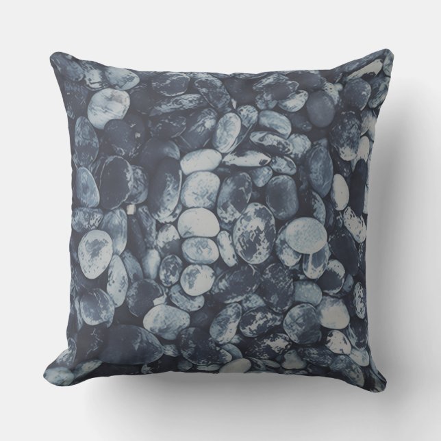 Shadow Pebble Dreams Throw Pillow Kussen (Voorkant)