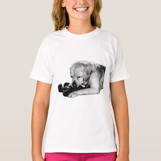 Shadow Play – Labrador met Beer T-shirt (Voorkant)