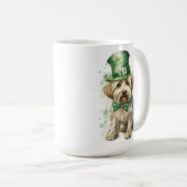 SHAGGY TAN DOG MET GROEN IERS PET KOFFIEMOK (Voorkant rechts)