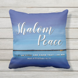 SHALOM PEACE IS NOG STEEDS Christelijke Bijbelvers Buitenkussen