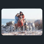 Shalom Star Hanukkah Magnet Magneet<br><div class="desc">Deze foto van Hanukkah Magnet met het woord Shalom en de ster van David is dit vakantieseizoen een perfect cadeau. Zoek naar coördinerende producten van Parcel Studios.</div>