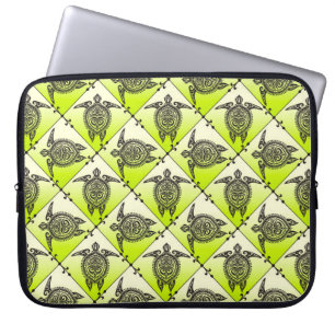 Shamanic Zee Turtles Pattern - green Laptop Sleeve