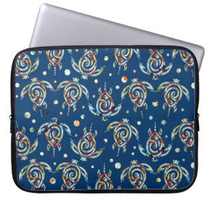 Shamanic Zee Turtles Pattern + uw achtergrondkleur Laptop Sleeve