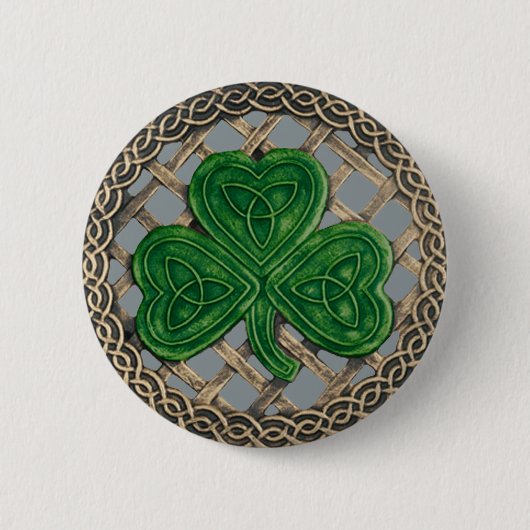Shamrock and Celtic Knots Button Grey (Voorkant)