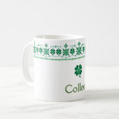 Shamrock Border Gepersonaliseerd St. Patrick's Day Koffiemok (Voorkant links)