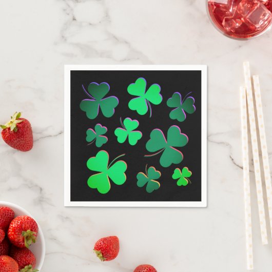 Shamrock Clover Ireland Modern Green & Black Servet (Insitu)