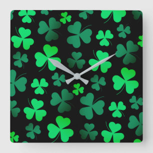 Shamrock Clover Modern Trendy Black en Green Vierkante Klok