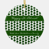 Shamrock Clover Pattern Custom Text St. Patrick Keramisch Ornament (Voorkant)