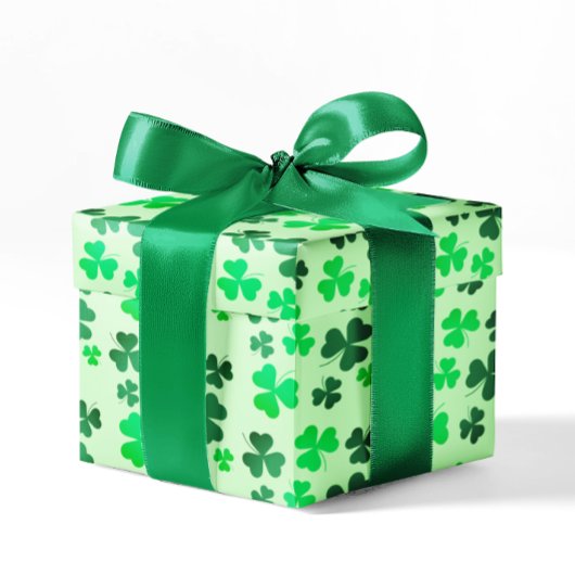 Shamrock Clover St Patrick's Day Green Leaf Floral Inpakpapier Vel