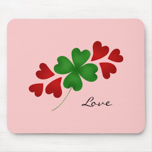Shamrock en harten op roze muismat (Voorkant)