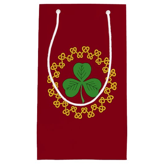 Shamrock en Knotwork op Red Klein Cadeauzakje (Voorkant)
