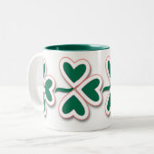 Shamrock en meer tweekleurige koffiemok (Voorkant links)