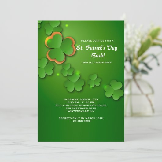 Shamrock Flurry Invitation Kaart (Staand voorkant)
