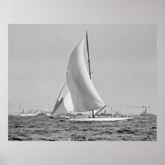 Shamrock III tijdens de Amerikaanse Cup 1903 Poster