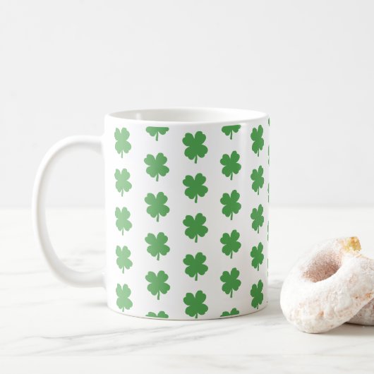 Shamrock Irish Pattern Four Leaf Clover Coffee Mok (Met donut)