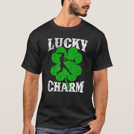 Shamrock Leaf Lucky Charm Softball Player St Patri T-shirt (Voorkant)