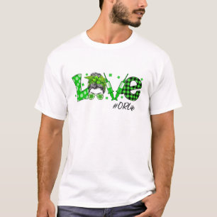 Shamrock Love or Life Nurse St Patricks Day Messag T-shirt