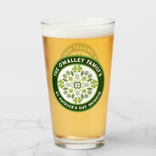 Shamrock Mandala St. Patrick's Day Familiefeest Glas (Voorkant gevuld)
